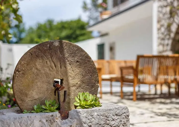 Unit_type_terraced_house With Pool 55425